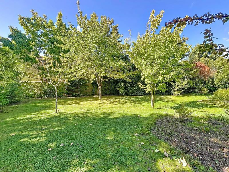 Maison - 183 m² - 6 pièces