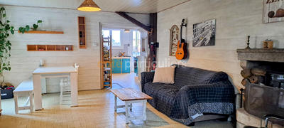 Maison - 98 m² - 5 pièces