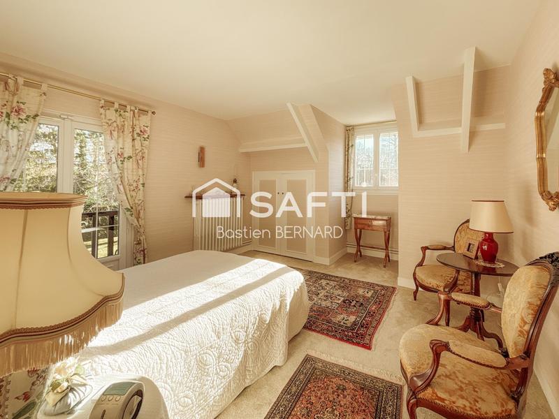 Maison - 196 m² - 6 pièces