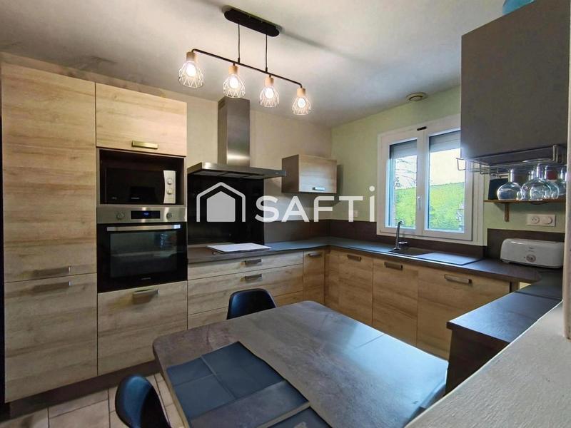 Maison - 110 m² - 5 pièces