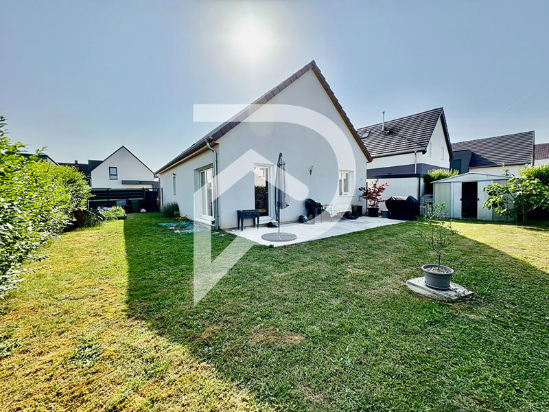 Maison - 93 m² - 5 pièces