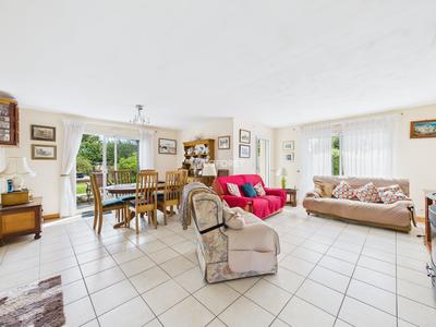 Maison - 118 m² - 5 pièces