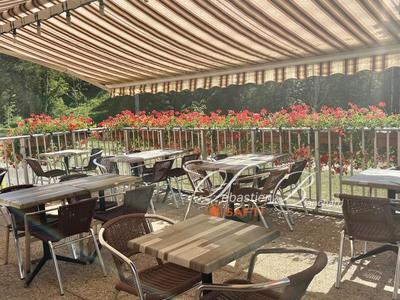 Local commercial - 136 m²