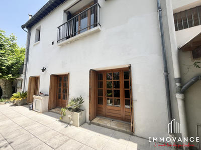 Maison - 171 m² - 8 pièces