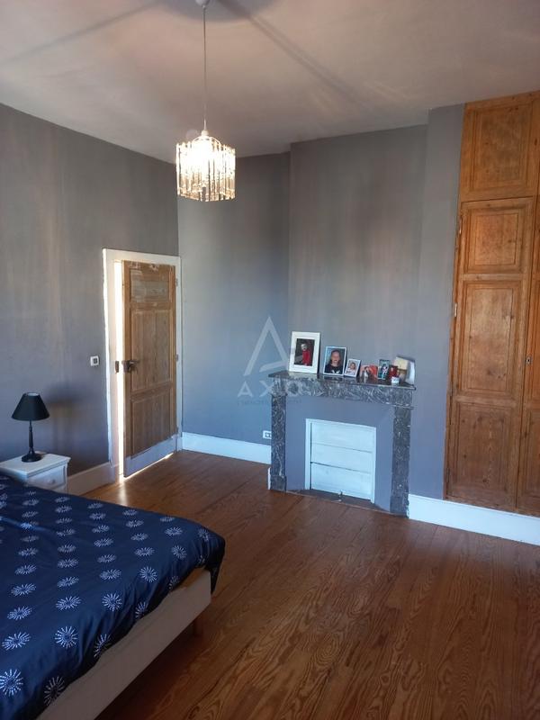 Maison bourgeoise - 270 m² - 10 pièces