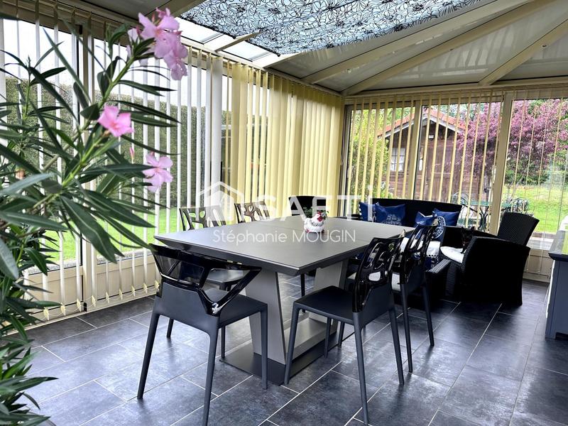 Maison - 135 m² - 8 pièces