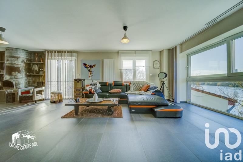 Appartement - 222 m² - 7 pièces