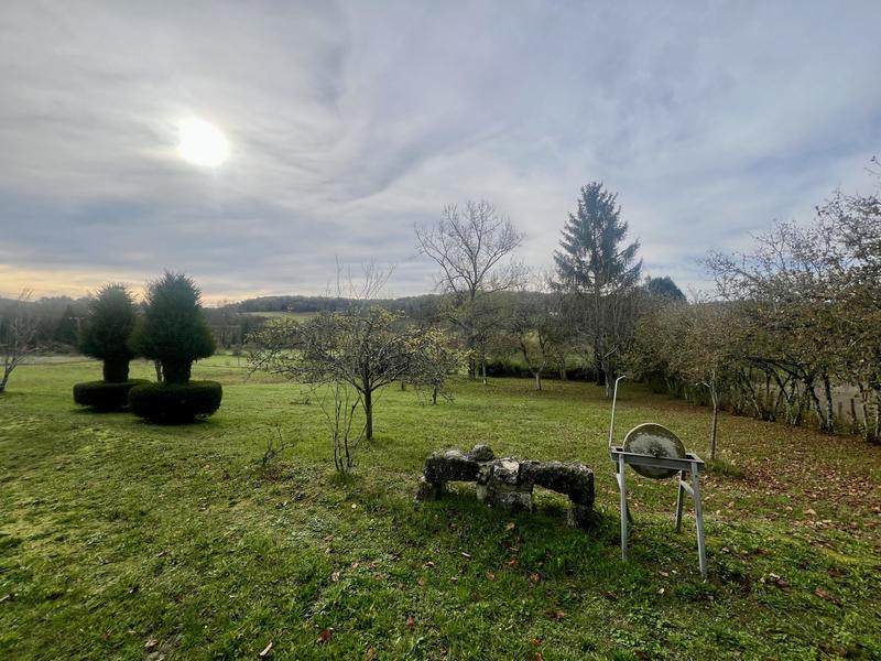 Maison - 286 m² - 10 pièces