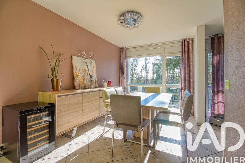 Appartement - 95 m² - 5 pièces