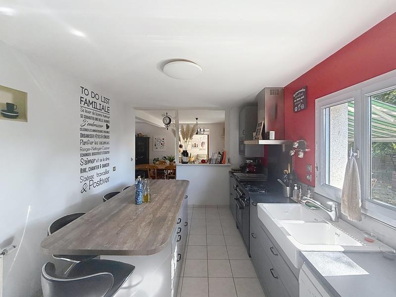 Maison - 160 m² - 8 pièces