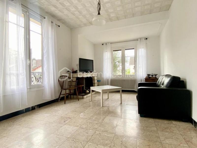 Pavillon - 100 m² - 5 pièces