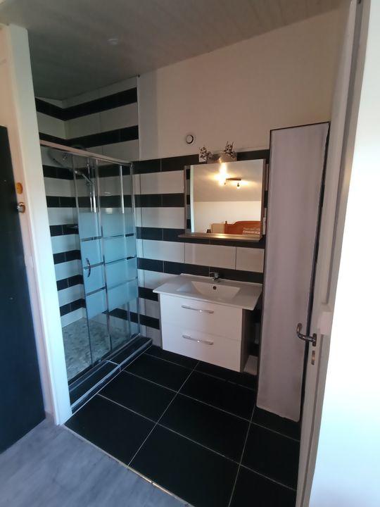 Maison - 200 m² - 7 pièces