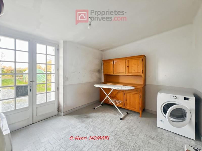 Maison - 228 m² - 9 pièces