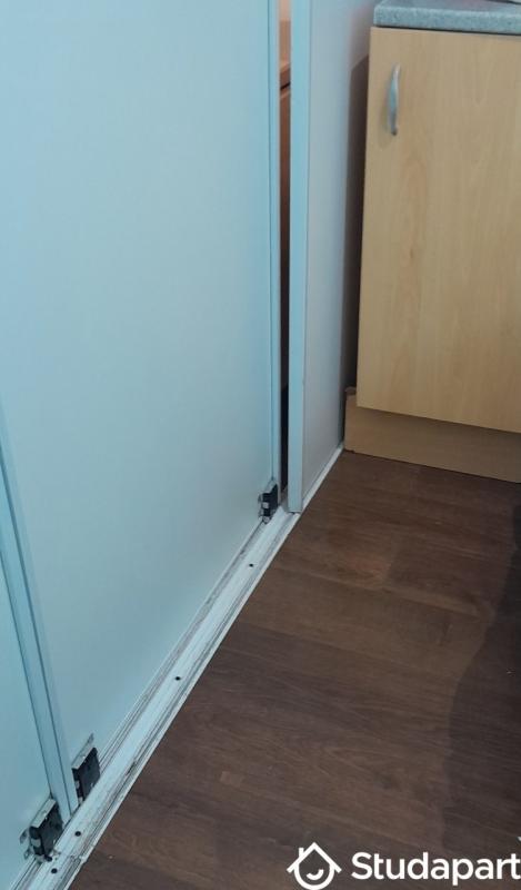 Chambre - 9 m² - 1 pièce