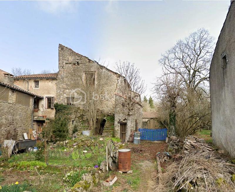 Maison ancienne - 141 m² - 1 pièce