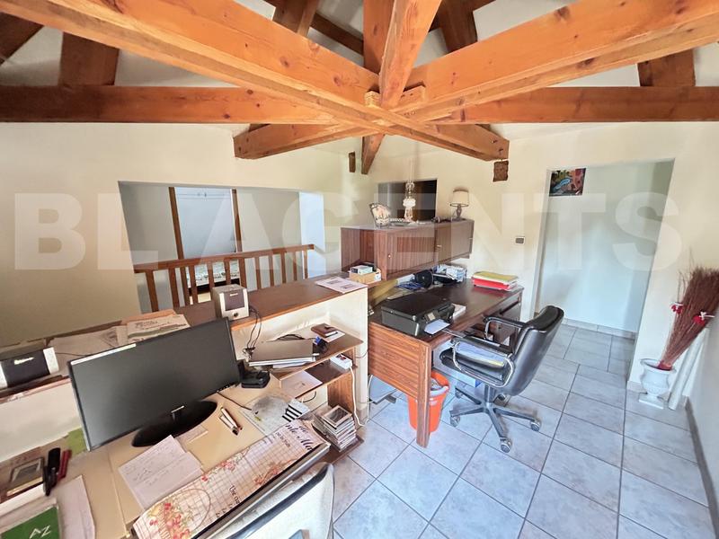 Maison - 165 m² - 7 pièces