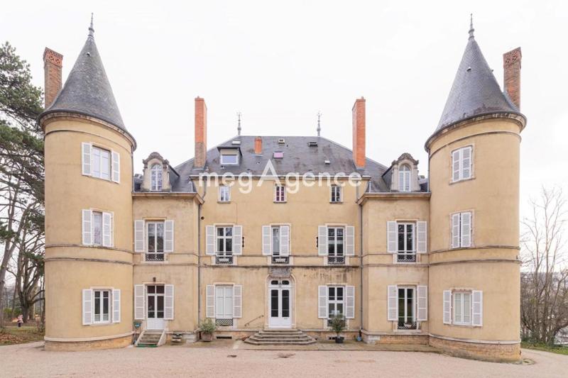 Appartement - 199 m² - 5 pièces