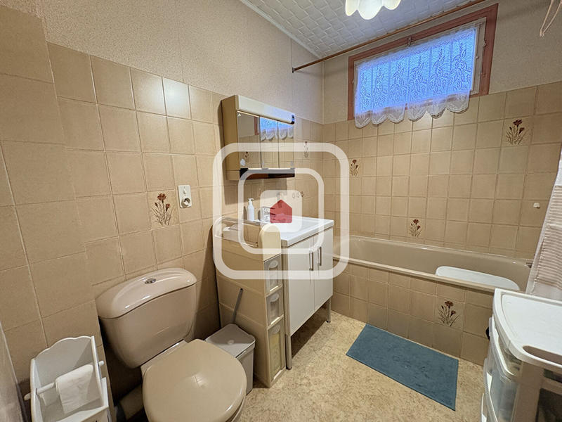 Maison - 84 m² - 6 pièces