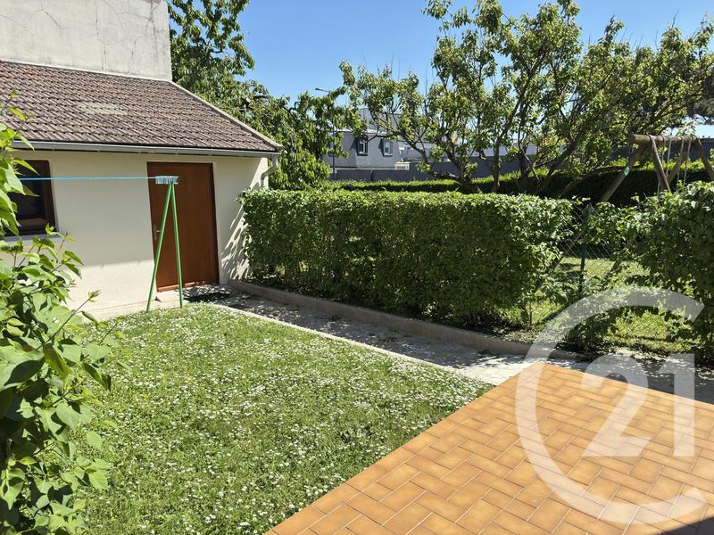 Maison - 77 m² - 4 pièces