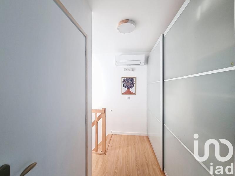 Maison - 233 m² - 10 pièces