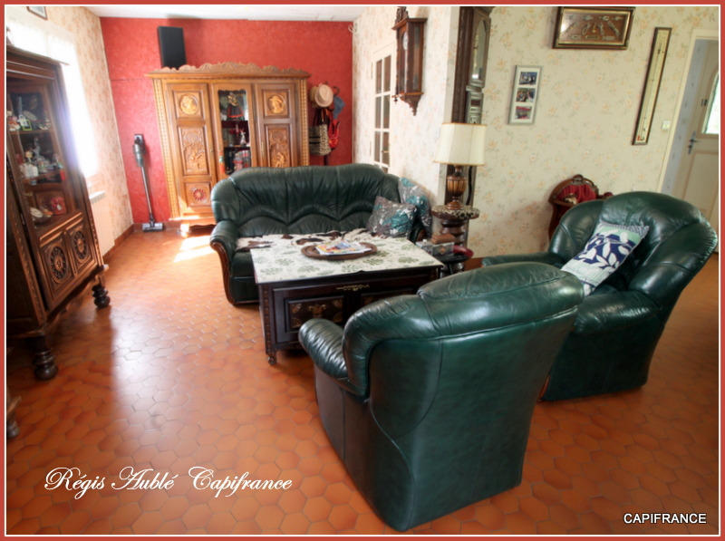 Maison - 95 m² - 5 pièces