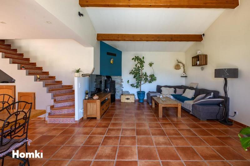 Maison - 140 m² - 5 pièces