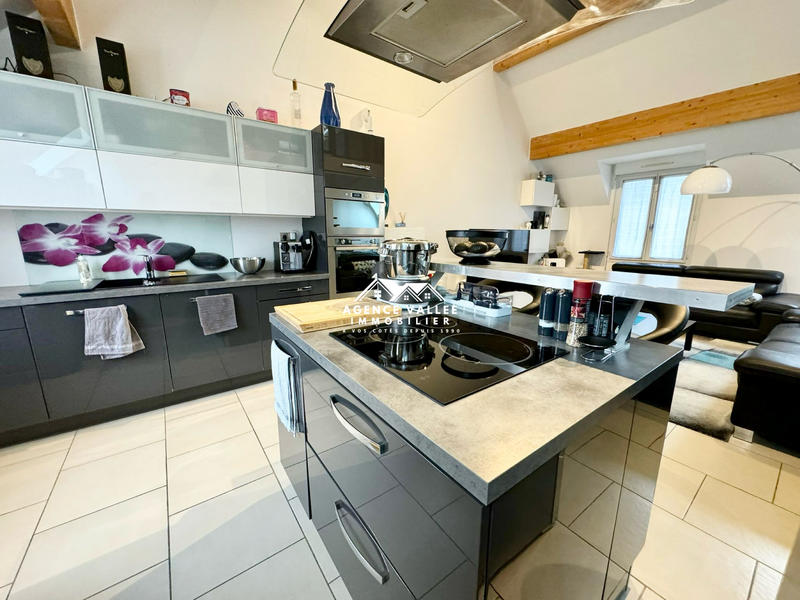 Appartement - 83 m² - 4 pièces