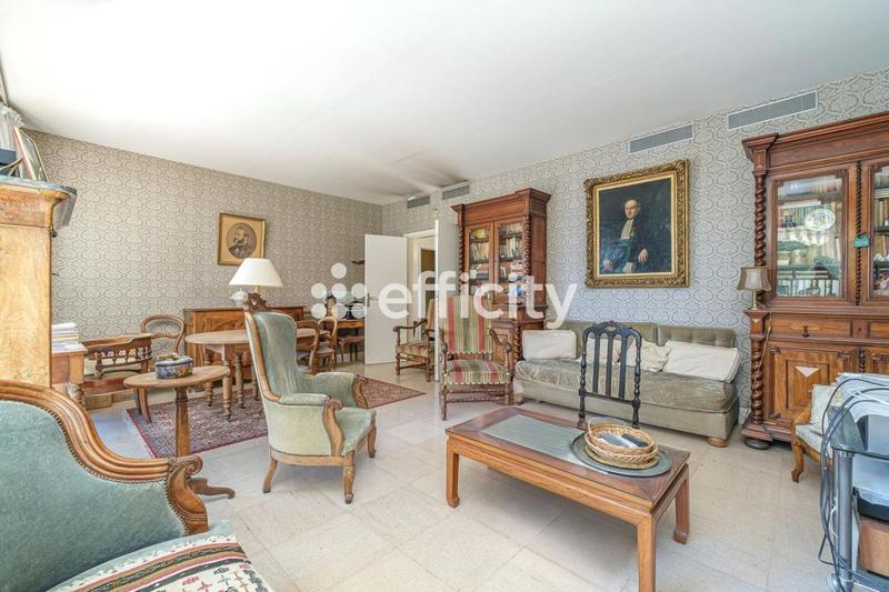 Appartement - 92 m² - 3 pièces