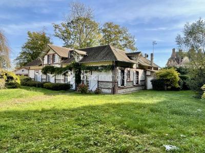 Propriété - 297 m² - 10 pièces