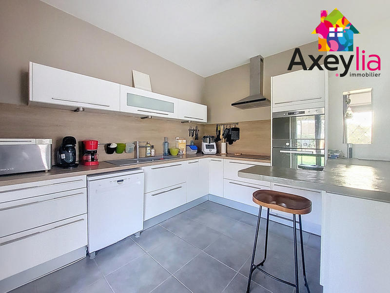 Maison - 145 m² - 6 pièces