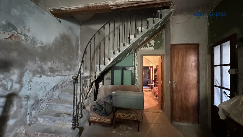 Maison - 195 m² - 11 pièces