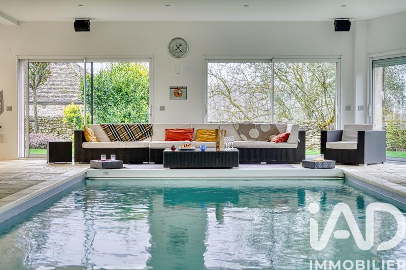 Maison de maîtres - 244 m² - 9 pièces