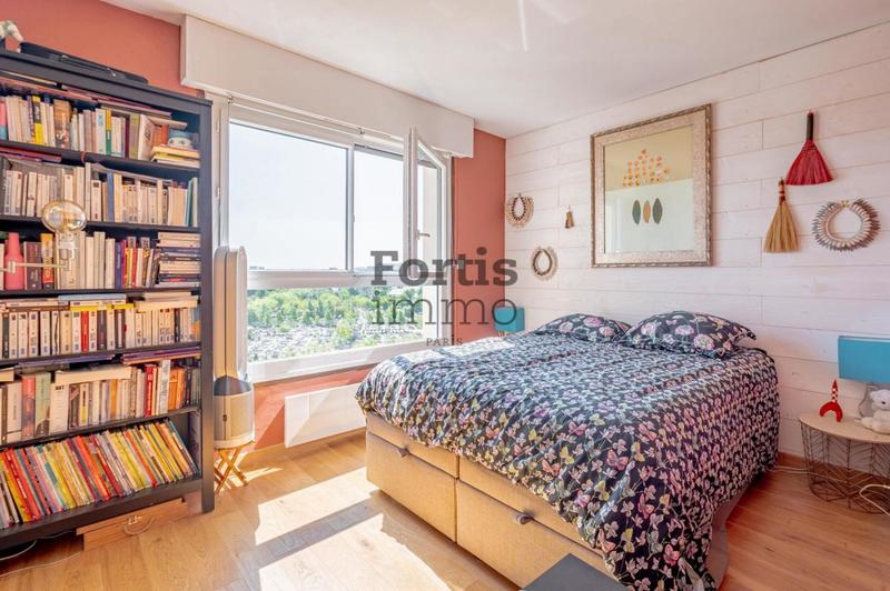 Appartement - 87 m² - 4 pièces