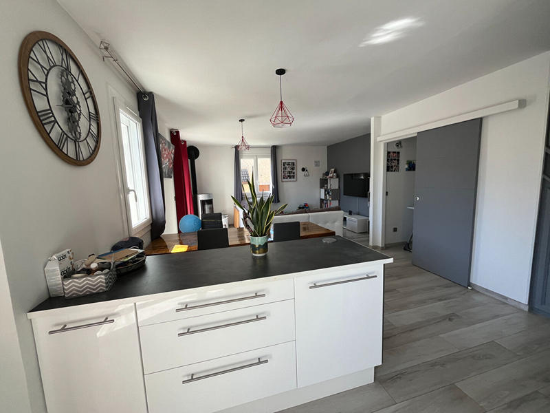 Maison - 101 m² - 5 pièces