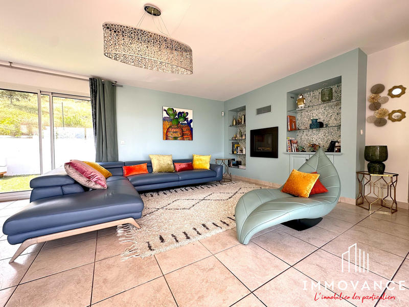 Villa - 180 m² - 6 pièces