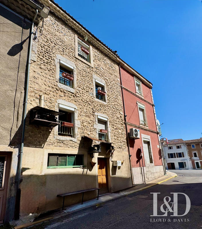 Maison ancienne - 194 m² - 7 pièces