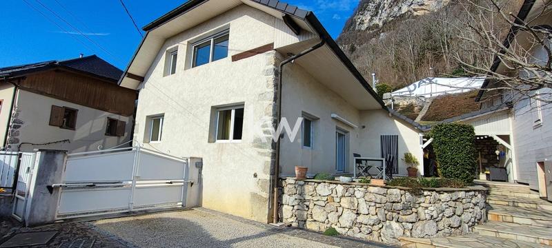 Maison ancienne - 158 m² - 4 pièces