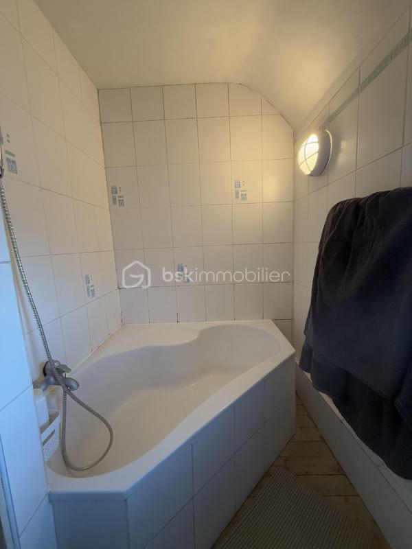 Maison - 89 m² - 5 pièces