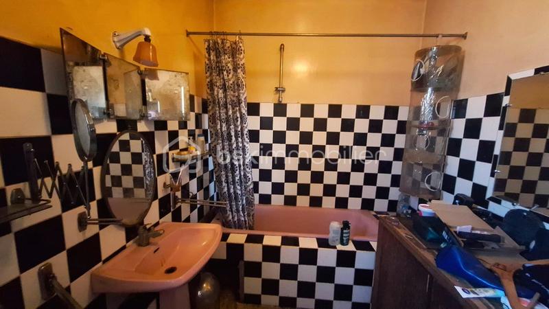 Longère - 230 m² - 10 pièces