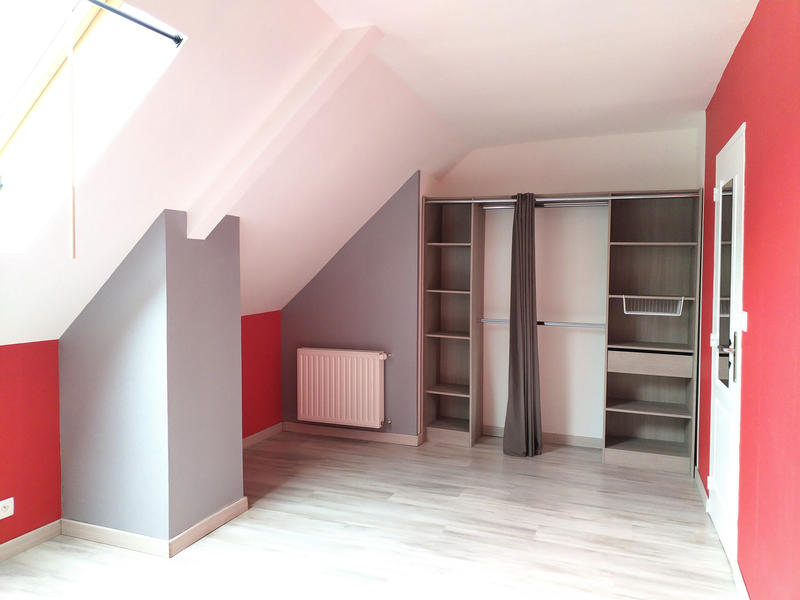 Maison - 95 m² - 5 pièces