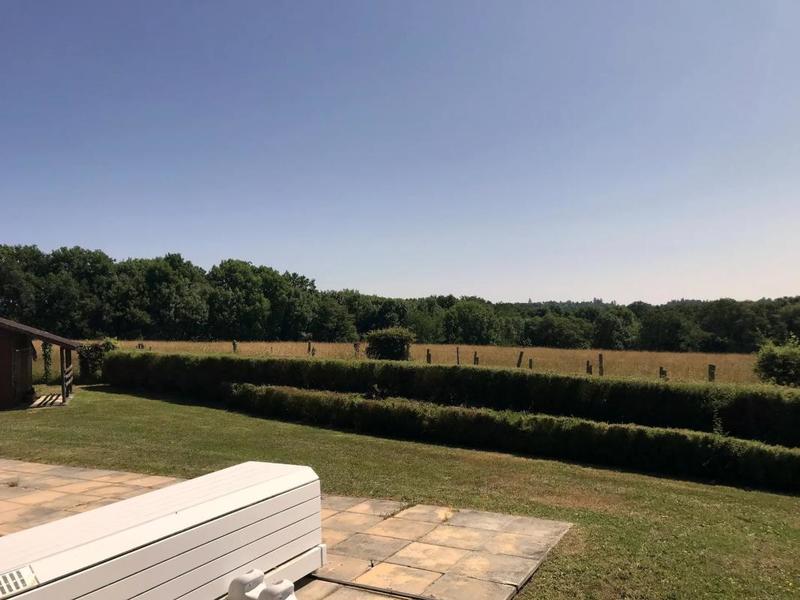 Maison - 224 m² - 7 pièces