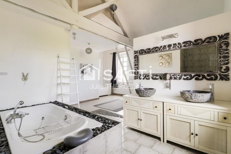 Maison - 150 m² - 5 pièces