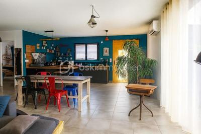 Maison - 102 m² - 5 pièces