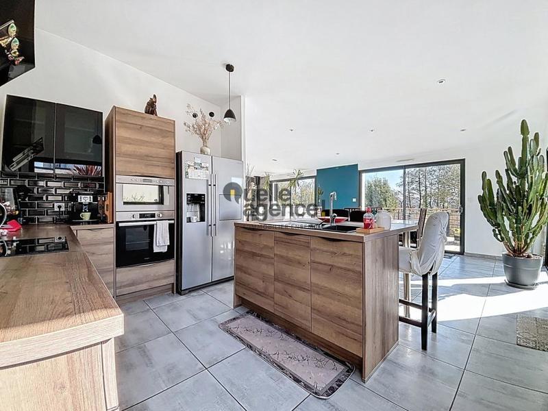 Maison - 118 m² - 5 pièces