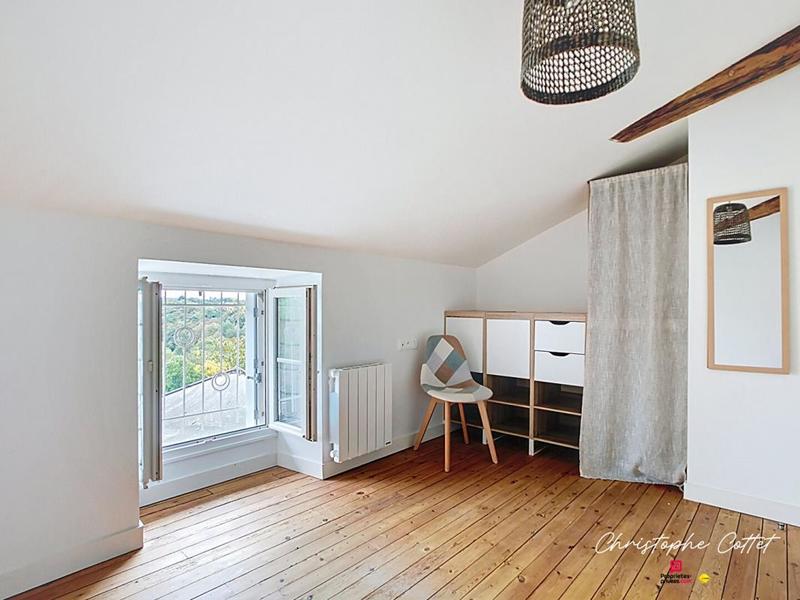 Maison - 90 m² - 3 pièces