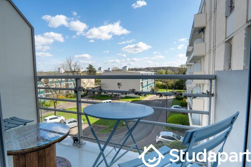 Chambre - 10 m² - 1 pièce