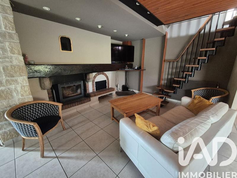 Maison - 308 m² - 8 pièces