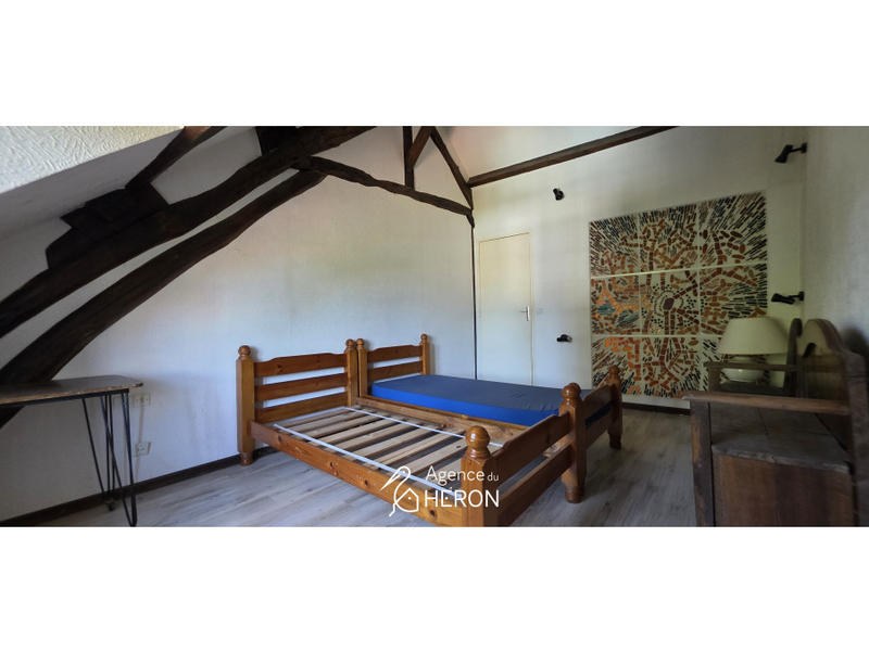 Maison - 201 m² - 7 pièces