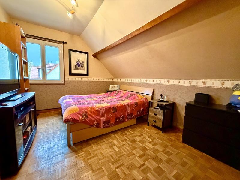 Maison - 165 m² - 8 pièces