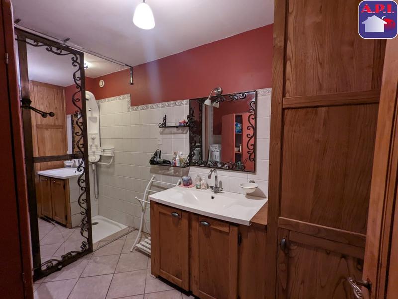 Maison - 175 m² - 8 pièces